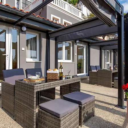 Apartmán Clara Lovran