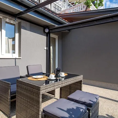 Clara Apartment Lovran